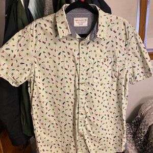 Free Planet Men's Short Sleeve Button Down